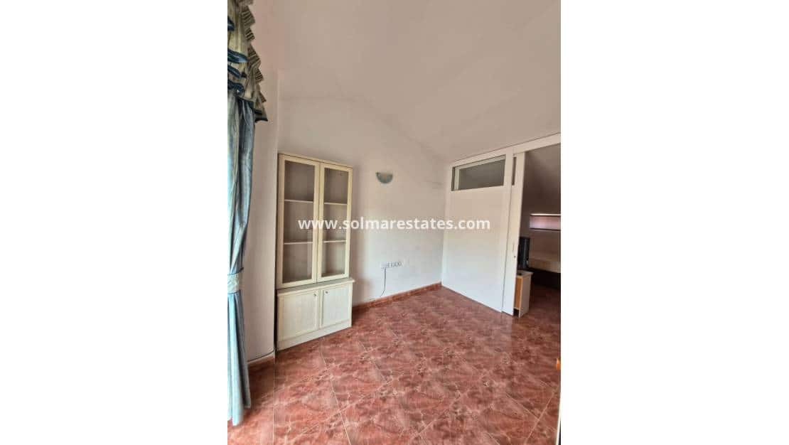 3 slaapkamer Huis te koop in Playa Flamenca met zwembad - € 165.000 (Ref: 9409382)