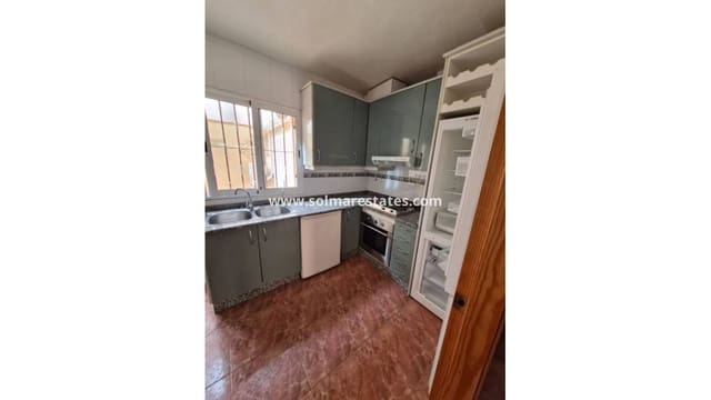 3 soverom Hus til salgs i Playa Flamenca, Orihuela med svømmebasseng - € 165 000 (Ref: 9409382)
