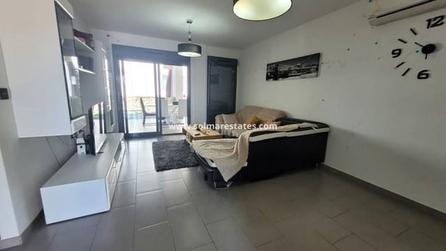 Apartamento de 2 habitaciones en La Zenia, Orihuela en venta con piscina - 289.000 € (Ref: 9409929)