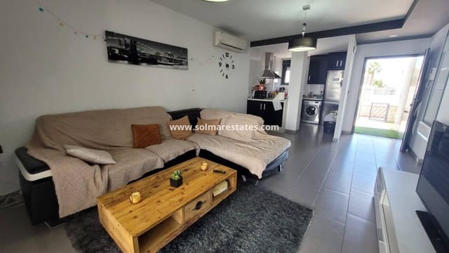 Apartamento de 2 habitaciones en La Zenia, Orihuela en venta con piscina - 289.000 € (Ref: 9409929)
