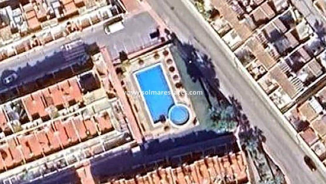 3 sypialnia Dom blizniak na sprzedaż w Villamartin z basenem - 164 950 € (Ref: 9409930)