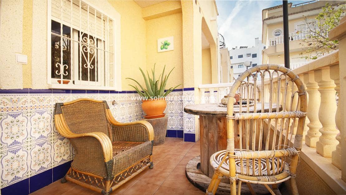 3 sypialnia Dom blizniak na sprzedaż w Villamartin z basenem - 164 950 € (Ref: 9409930)