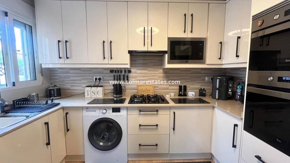 3 sypialnia Willa na sprzedaż w Lo Crispin z basenem - 350 000 € (Ref: 9410308)