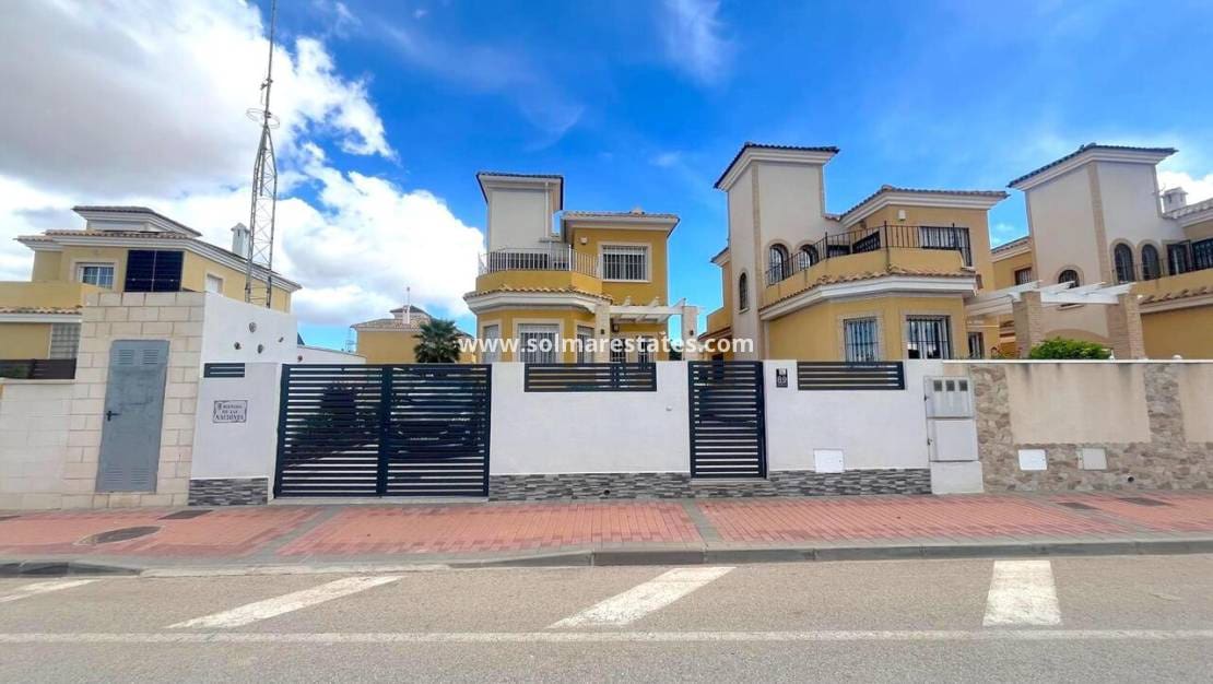 3 sypialnia Willa na sprzedaż w Lo Crispin z basenem - 320 000 € (Ref: 9410310)