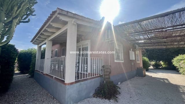 3 slaapkamer Villa te koop in Orihuela met zwembad - € 400.000 (Ref: 9410312)