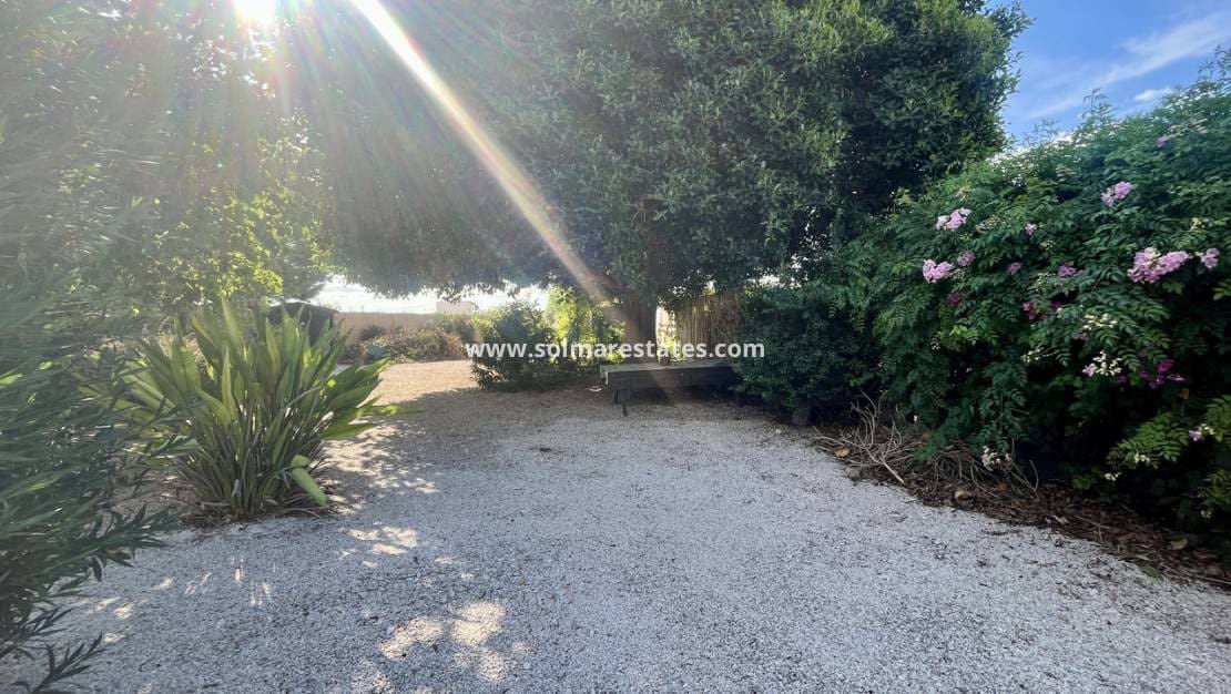 3 slaapkamer Villa te koop in Orihuela met zwembad - € 400.000 (Ref: 9410312)