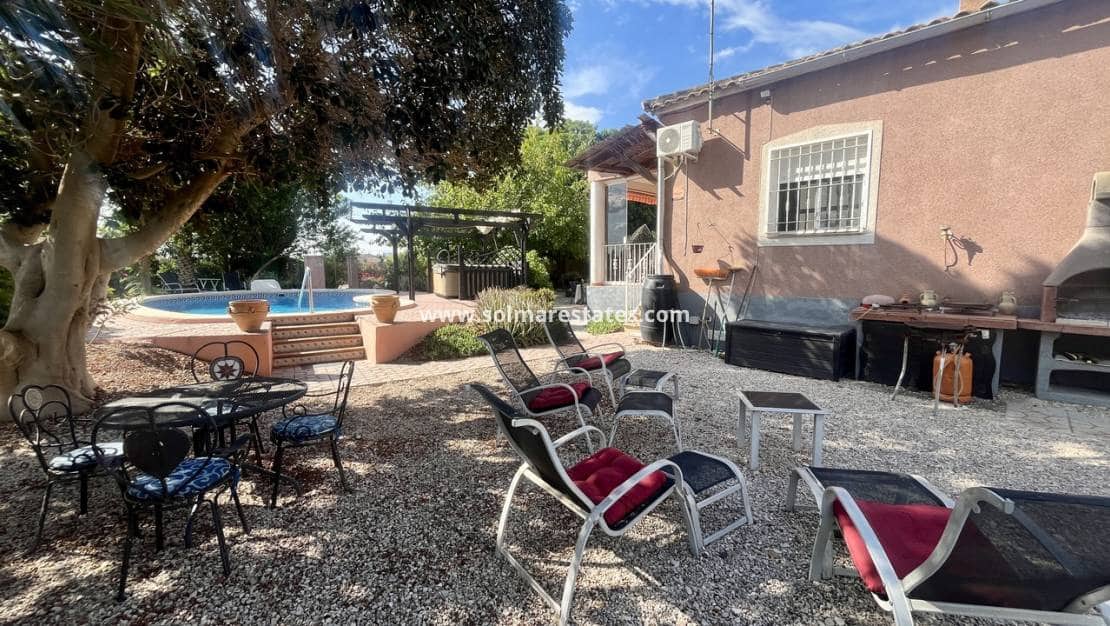 3 slaapkamer Villa te koop in Orihuela met zwembad - € 400.000 (Ref: 9410312)