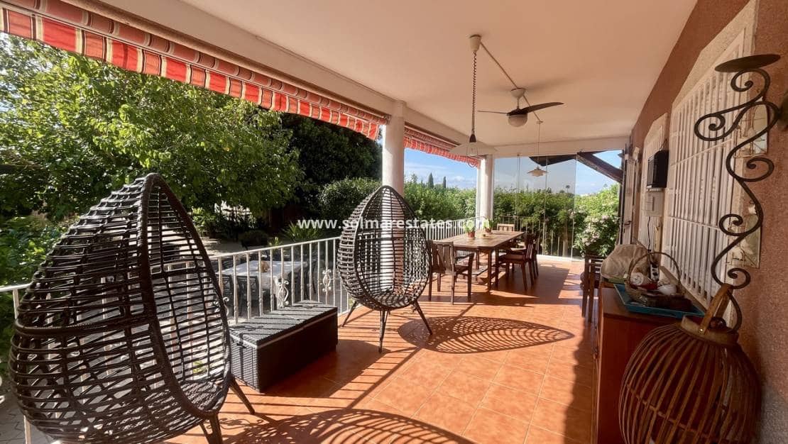 3 slaapkamer Villa te koop in Orihuela met zwembad - € 400.000 (Ref: 9410312)