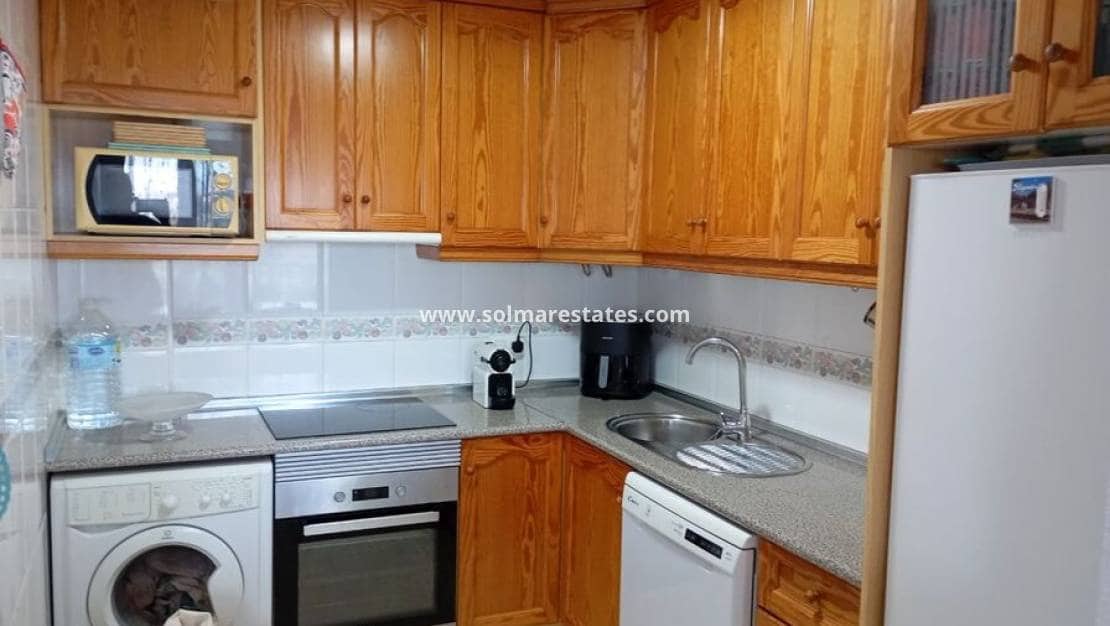 2 bedroom Apartment for sale in Daya Vieja - € 114,995 (Ref: 9410313)