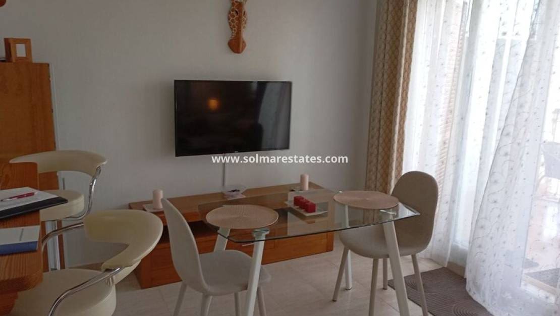 2 bedroom Apartment for sale in Daya Vieja - € 114,995 (Ref: 9410313)