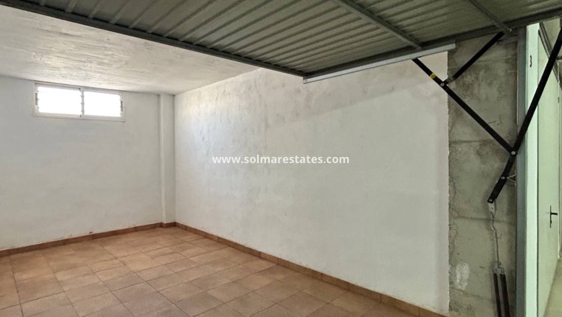 3 slaapkamer Appartement te koop in Jacarilla - € 120.000 (Ref: 9410314)