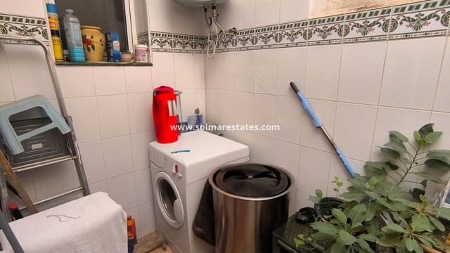 3 makuuhuone Omakotitalo myytävänä paikassa Algorfa mukana uima-altaan - 150 000 € (Ref: 9412659)