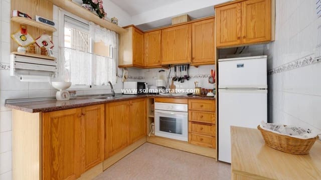 Casa de 2 habitaciones en La Florida, Orihuela en venta con piscina - 145.000 € (Ref: 9414593)