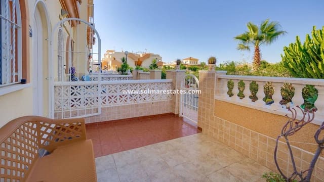 Casa de 2 habitaciones en La Florida, Orihuela en venta con piscina - 145.000 € (Ref: 9414593)