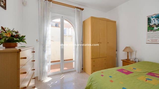 Casa de 2 habitaciones en La Florida, Orihuela en venta con piscina - 145.000 € (Ref: 9414593)