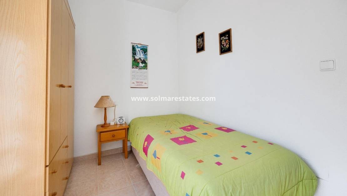 2 soveværelse Byhus til salg i La Florida med swimmingpool - € 145.000 (Ref: 9414593)