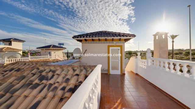 4 camera da letto Villa in vendita in La Zenia, Orihuela con piscina - 329.000 € (Rif: 9414594)