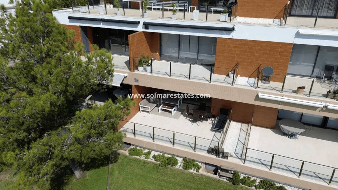 2 quarto Apartamento para venda em Villamartin com piscina - 260 000 € (Ref: 9414936)