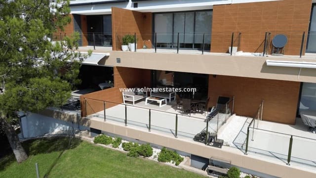 2 bedroom Apartment for sale in Villamartin, Orihuela with pool - € 255,000 (Ref: 9414936)