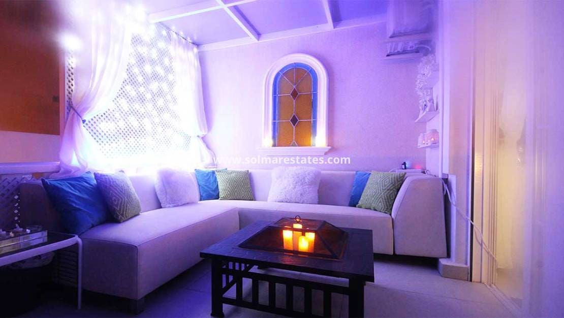 3 bedroom Villa for sale in Villamartin with pool - € 489,900 (Ref: 9416082)