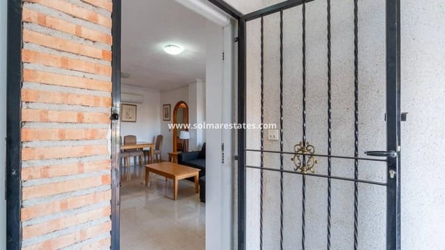 2 slaapkamer Appartement te koop in Cabo Roig, Orihuela met zwembad - € 139.950 (Ref: 9421497)