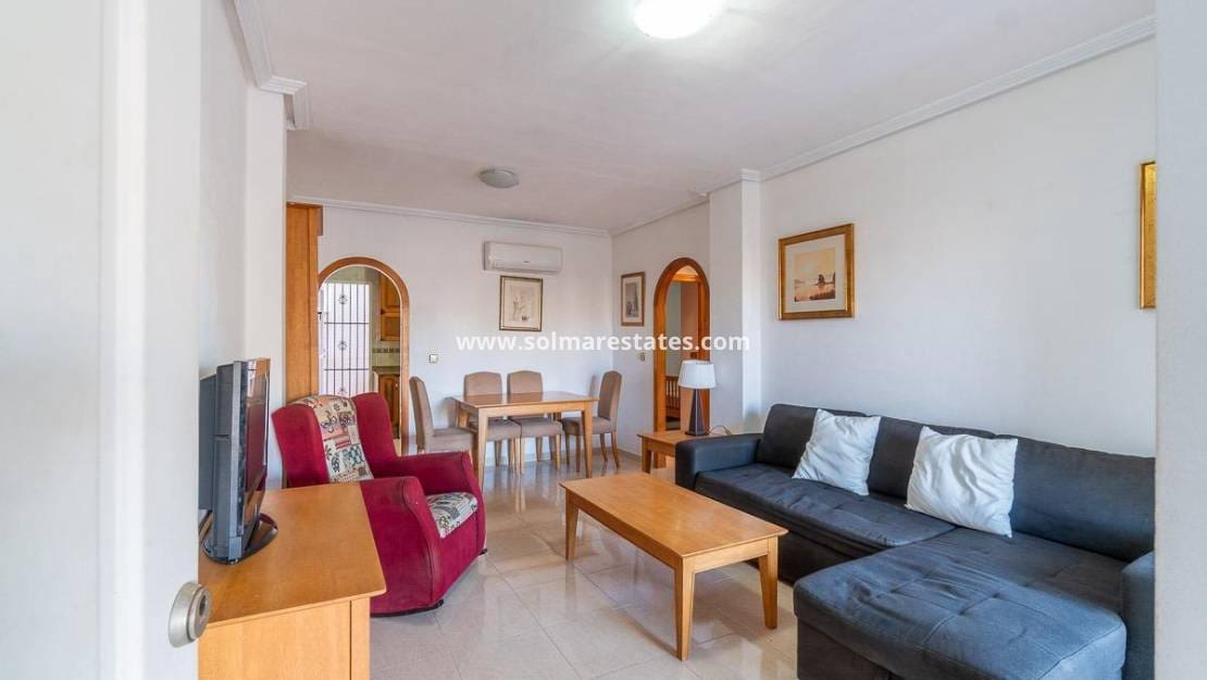 2 bedroom Apartment for sale in Cabo Roig with pool - € 135,000 (Ref: 9421497)
