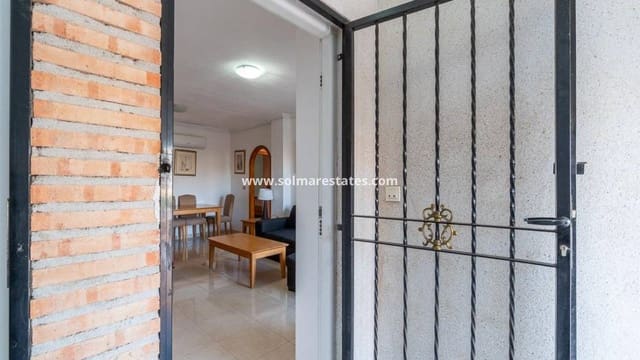 2 bedroom Apartment for sale in Cabo Roig, Orihuela with pool - € 135,000 (Ref: 9421497)