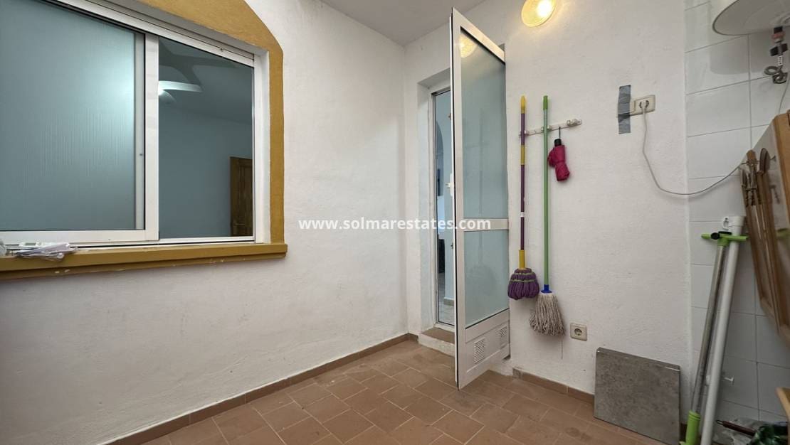 2 bedroom Apartment for sale in La Zenia with pool - € 174,950 (Ref: 9421498)