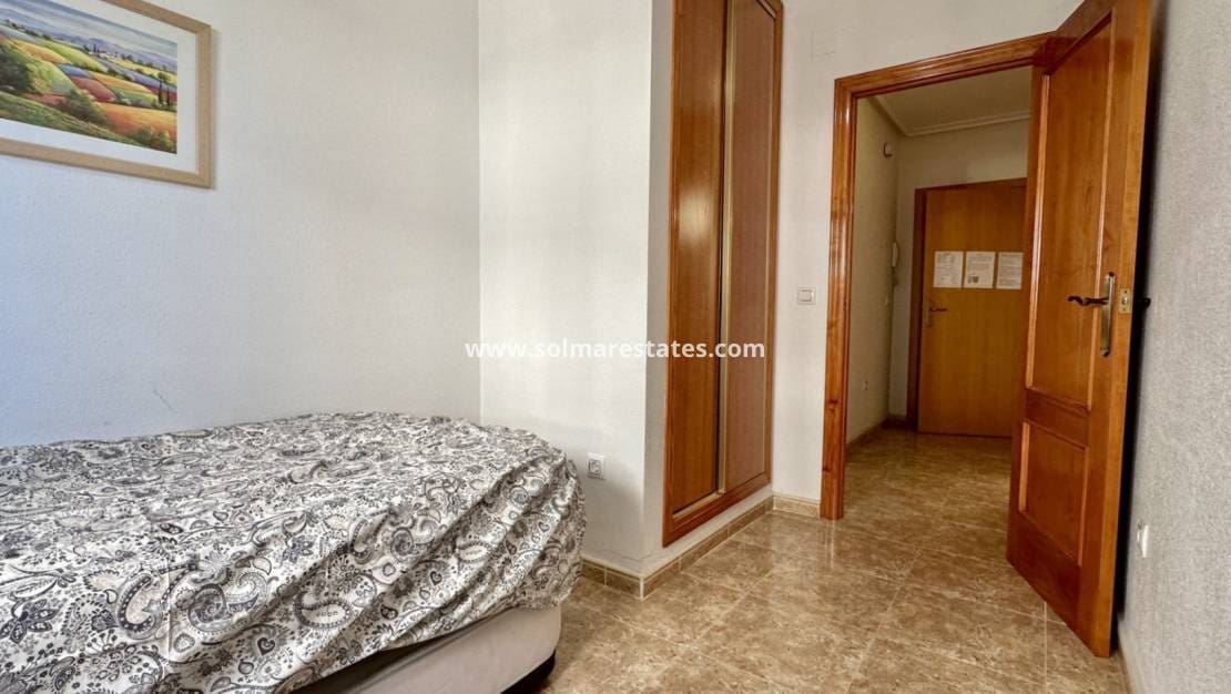 2 quarto Apartamento para venda em Cabo Roig com piscina - 185 000 € (Ref: 9421499)