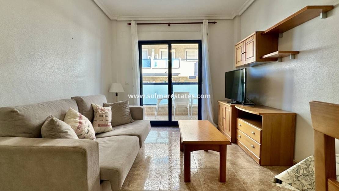 2 quarto Apartamento para venda em Cabo Roig com piscina - 185 000 € (Ref: 9421499)