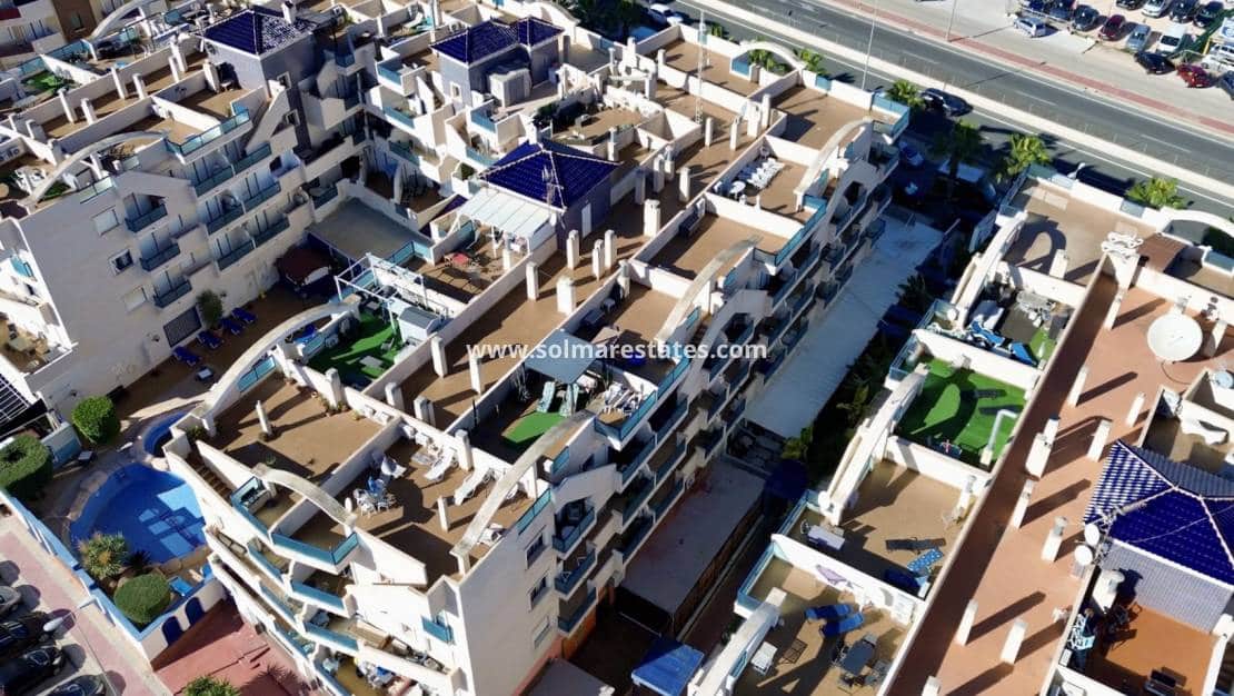 2 quarto Apartamento para venda em Cabo Roig com piscina - 185 000 € (Ref: 9421499)