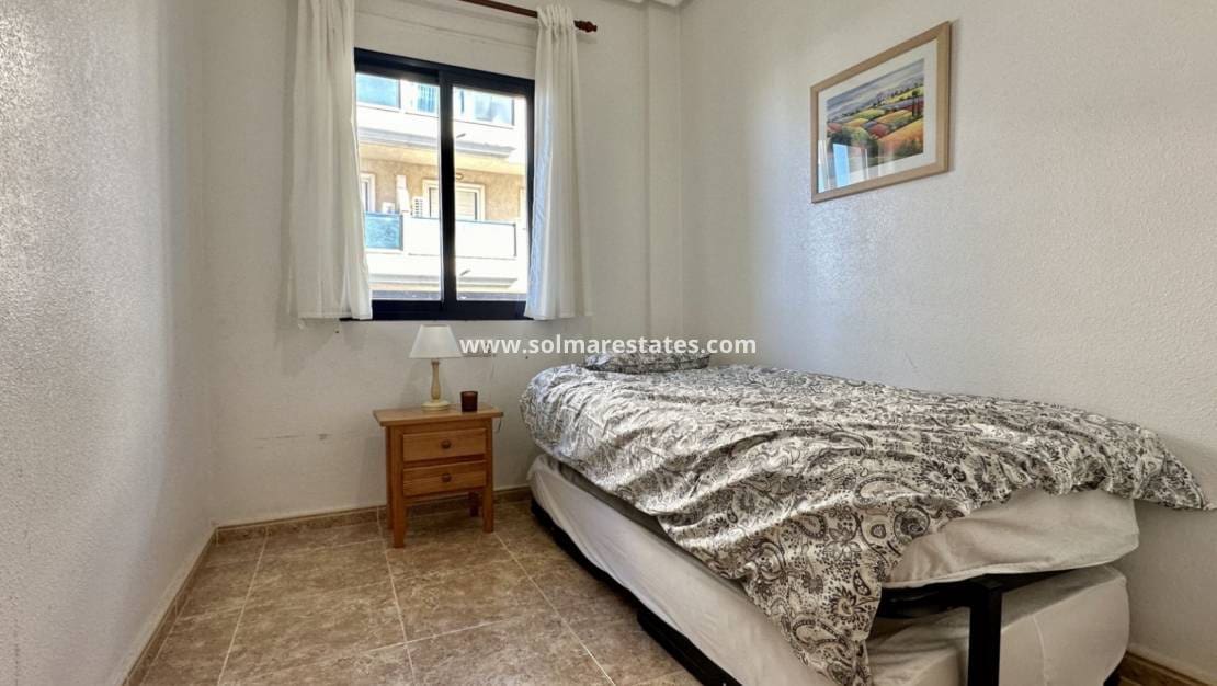 2 quarto Apartamento para venda em Cabo Roig com piscina - 185 000 € (Ref: 9421499)