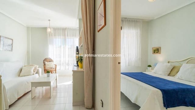 Apartamento de 1 habitación en Aguas Nuevas, Torrevieja en venta con piscina - 115.000 € (Ref: 9421500)