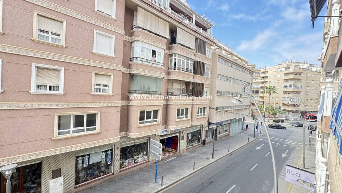 3 makuuhuone Huoneisto myytävänä paikassa Torrevieja - 144 995 € (Ref: 9421555)