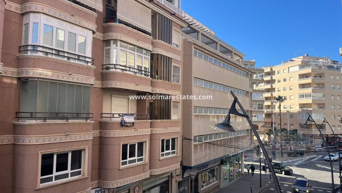 3 makuuhuone Huoneisto myytävänä paikassa Torrevieja - 144 995 € (Ref: 9421555)