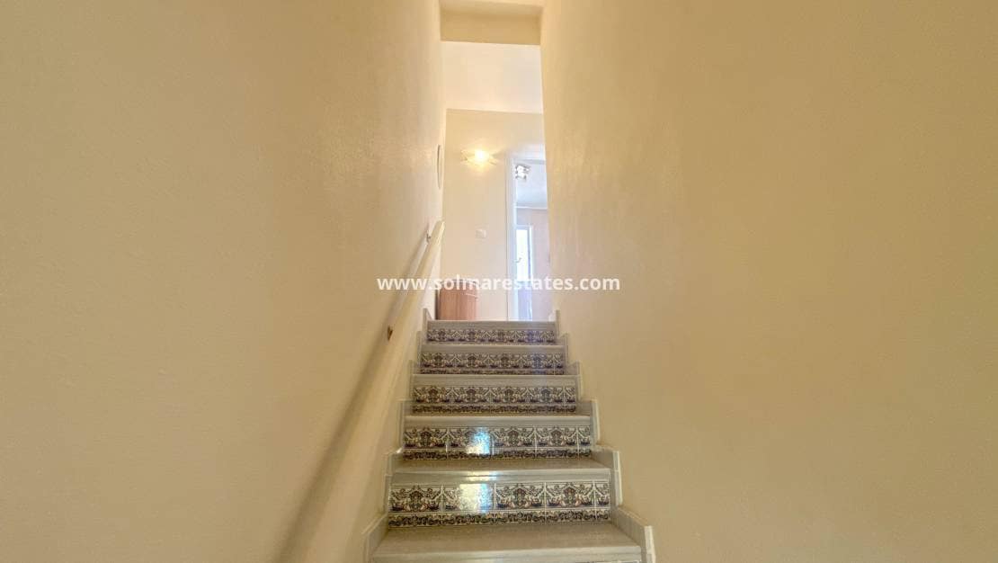 2 slaapkamer Huis te koop in La Zenia met zwembad - € 209.950 (Ref: 9426210)