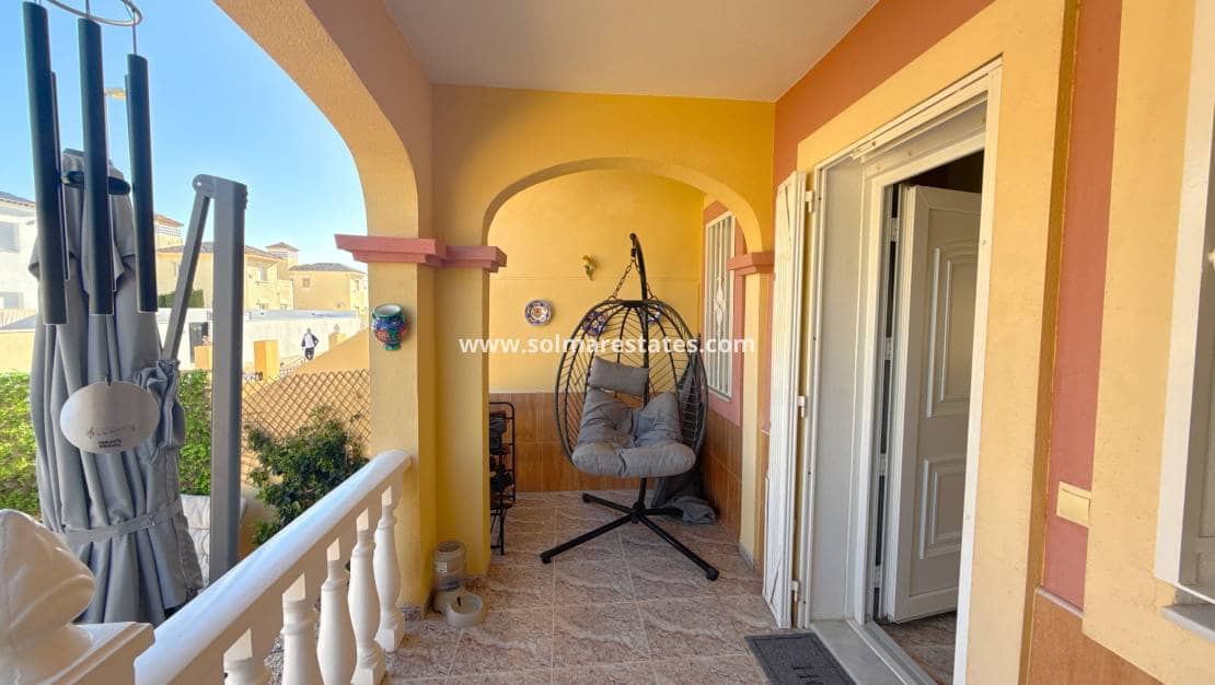 2 slaapkamer Huis te koop in La Zenia met zwembad - € 209.950 (Ref: 9426210)