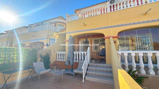 2 bedroom Townhouse for sale in La Zenia, Orihuela with pool - € 209,950 (Ref: 9426210)