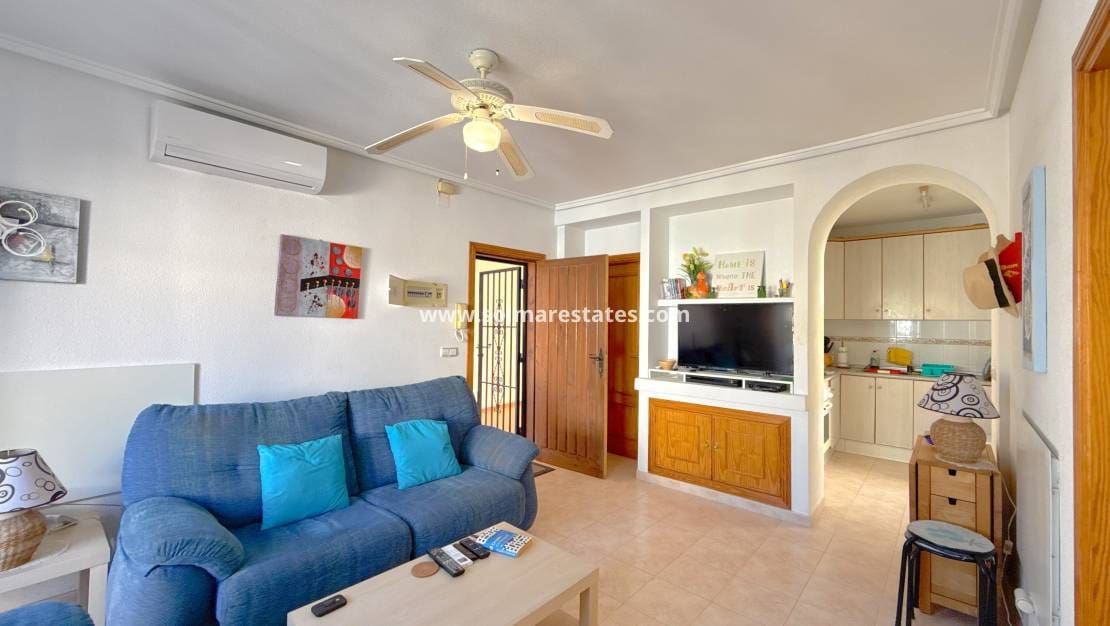 2 sypialnia Apartament na sprzedaż w La Zenia z basenem - 169 950 € (Ref: 9426211)