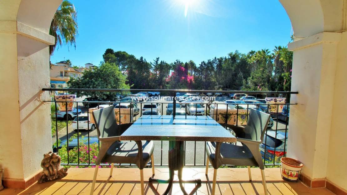 2 slaapkamer Appartement te koop in Villamartin met zwembad - € 169.000 (Ref: 9426379)