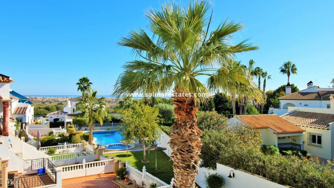 2 slaapkamer Huis te koop in Villamartin met zwembad - € 244.990 (Ref: 9426380)