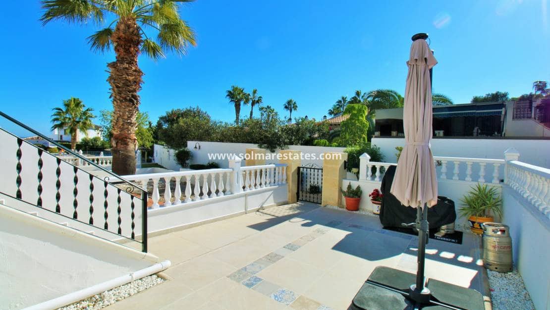 2 slaapkamer Huis te koop in Villamartin met zwembad - € 244.990 (Ref: 9426380)