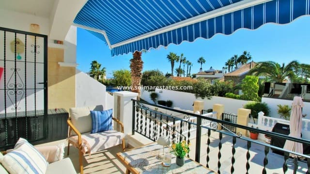 Casa de 2 habitaciones en Villamartin, Orihuela en venta con piscina - 244.990 € (Ref: 9426380)