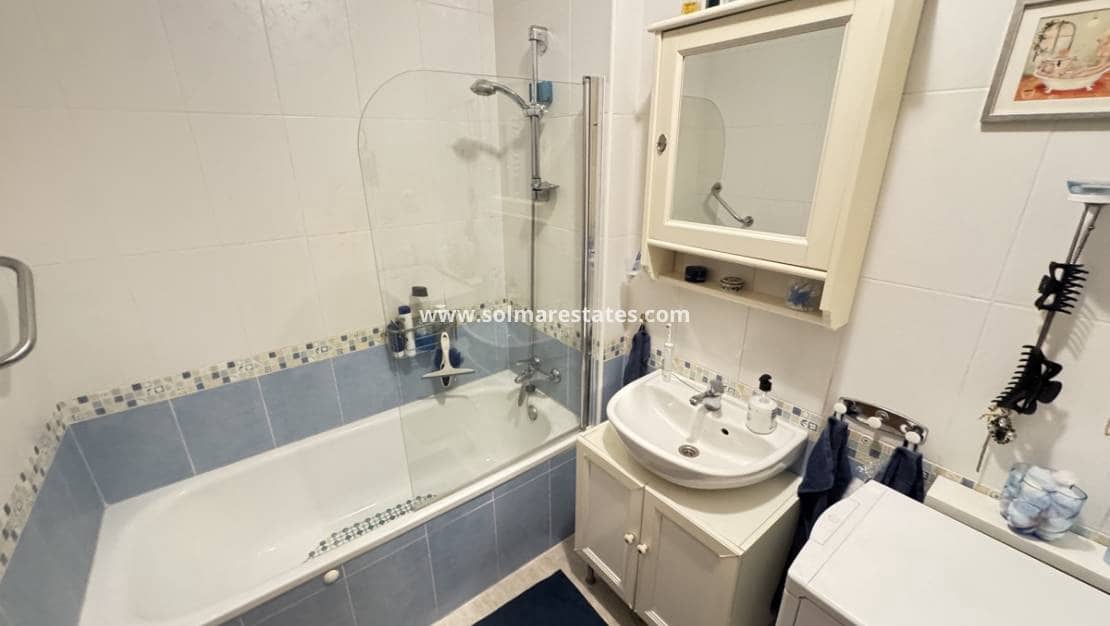 2 bedroom Apartment for sale in Los Altos with pool - € 179,995 (Ref: 9426381)