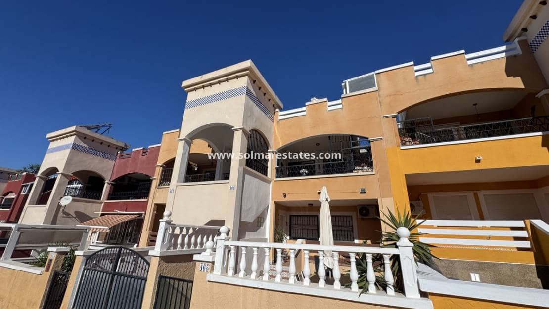2 bedroom Apartment for sale in Los Altos with pool - € 179,995 (Ref: 9426381)