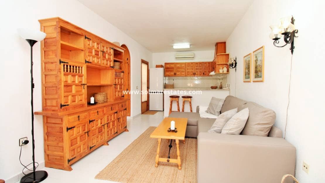 1 chambre Bungalow à vendre à Playa Flamenca - 109 900 € (Ref: 9426382)