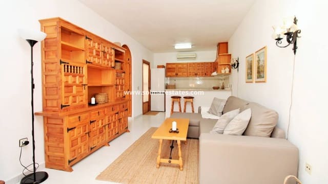 1 chambre Bungalow à vendre à Playa Flamenca, Orihuela - 109 900 € (Ref: 9426382)