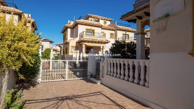 2 chambre Maison de Ville à vendre à Cabo Roig, Orihuela avec piscine - 230 000 € (Ref: 9426383)