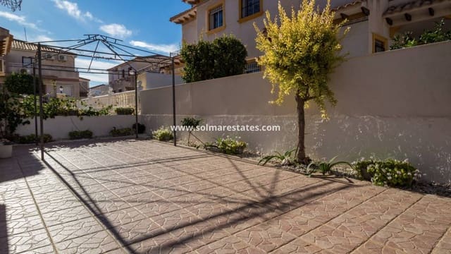 2 chambre Maison de Ville à vendre à Cabo Roig, Orihuela avec piscine - 230 000 € (Ref: 9426383)