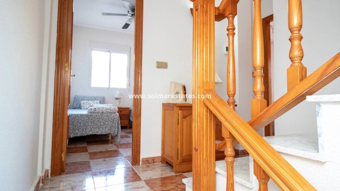 2 slaapkamer Huis te koop in Cabo Roig met zwembad - € 230.000 (Ref: 9426383)